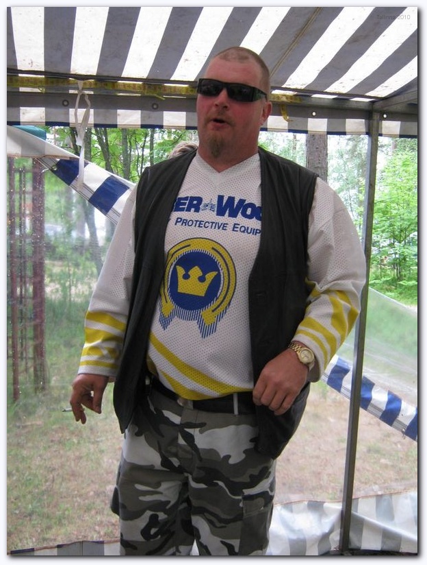 602x801 pixels (203K)